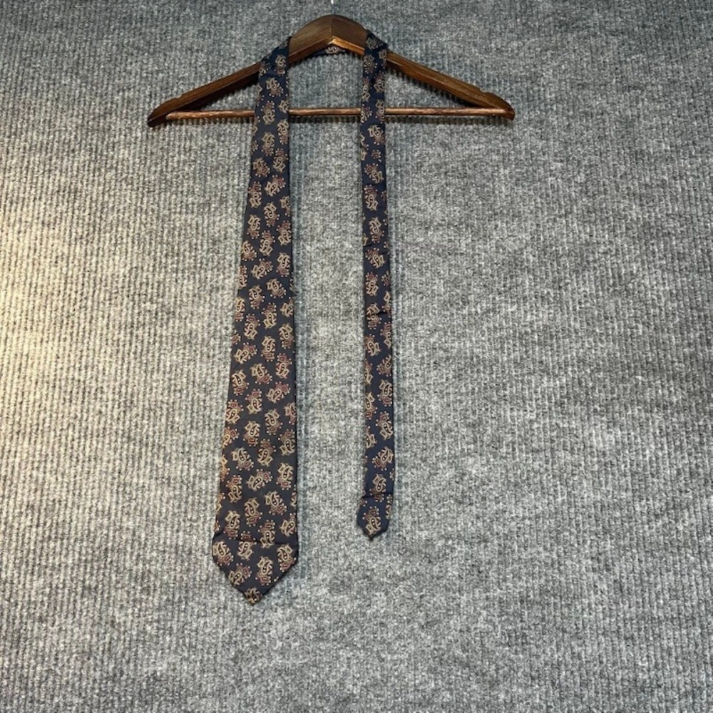 Briar Traditional Apparel Navy Blue Paisley Silk Tie Made in USA Italy Fabric